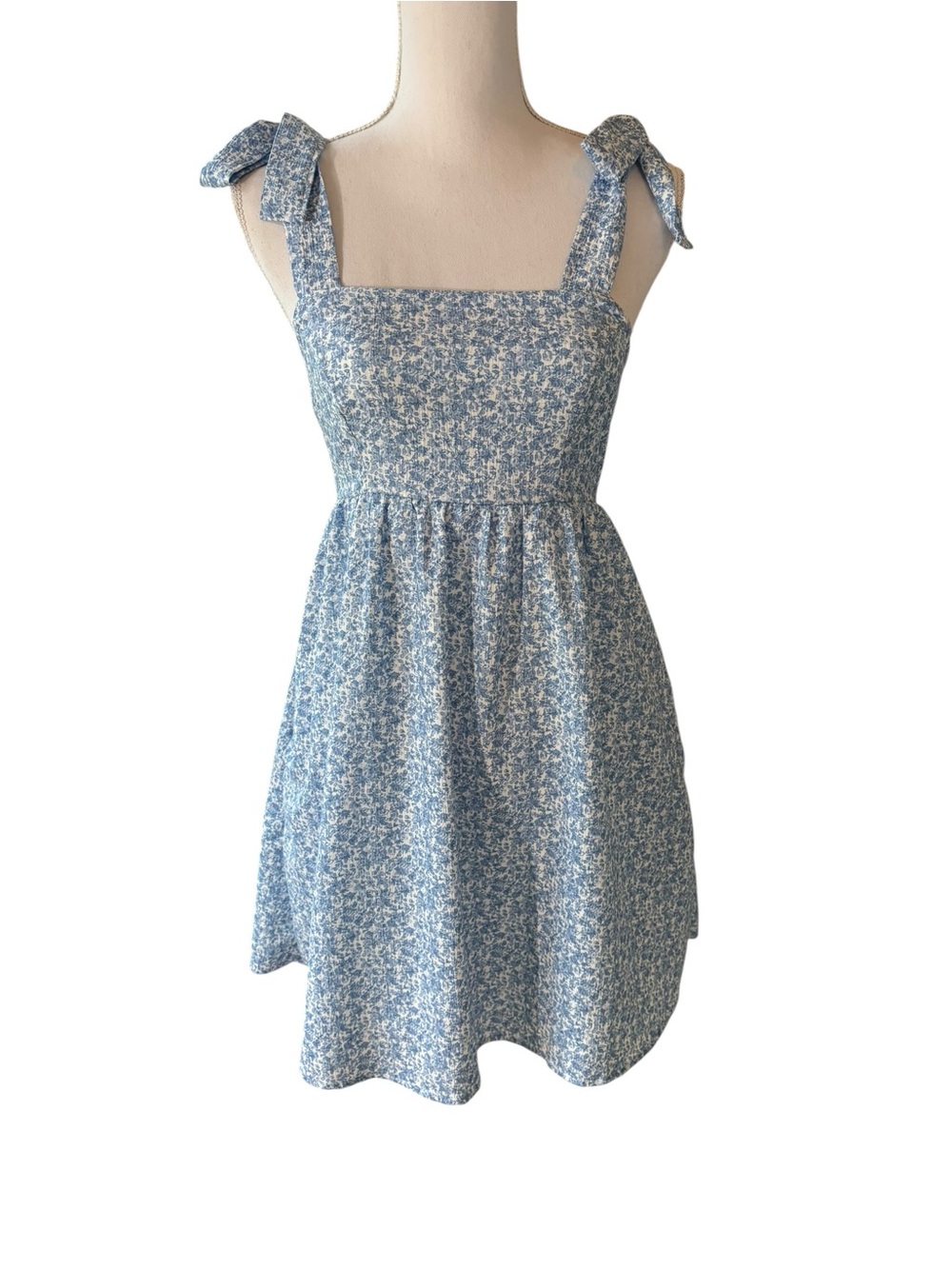 Altar’d State Blue and White Flowered Babydoll Mini Dress.  Size XS